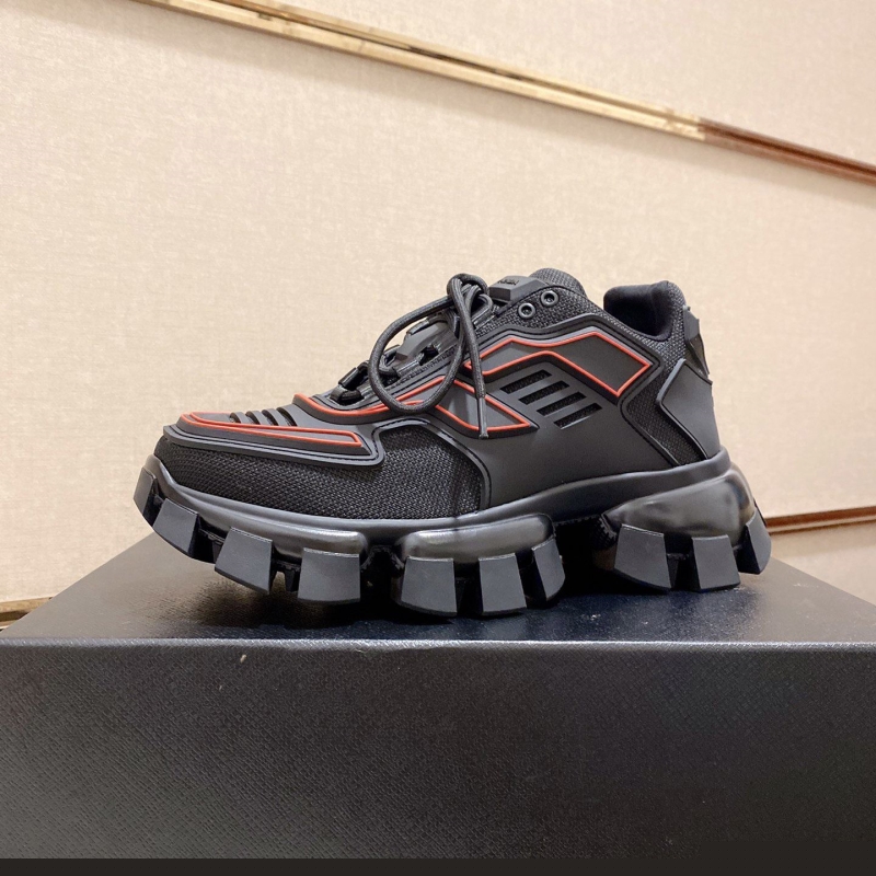Pra*a casual shoes